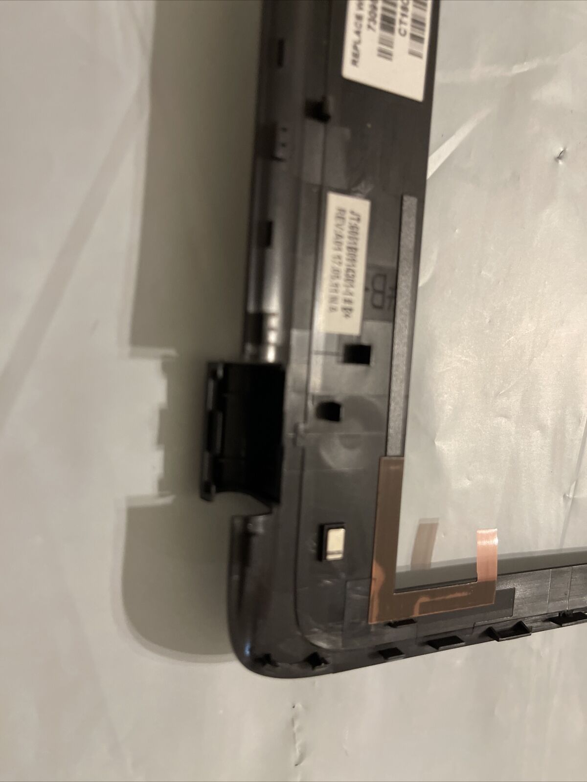 New Genuine HP ZBook LCD Bezel With webcam hole 1510B1665402 730953-001 730953