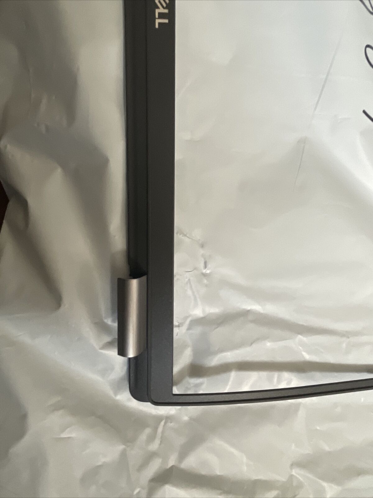 Genuine Dell lcd led screen bezel No camera hole CR63R 0CR63R N1