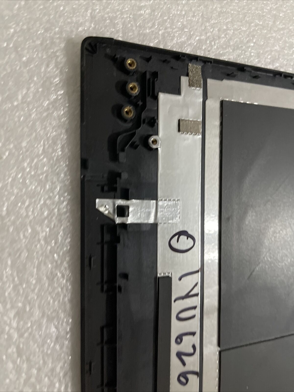 Lenovo ThinkPad T580 Laptop LCD Back Cover 01YU626 H1 N1 Broken Tabs Grade B
