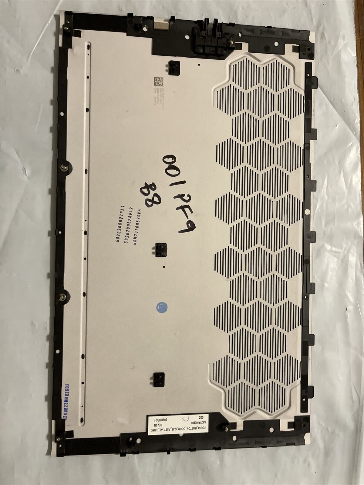 OEM DELL Alienware M15 R3 Lower Cover Base Cover Bottom Case 001PF9 01PF9 B6