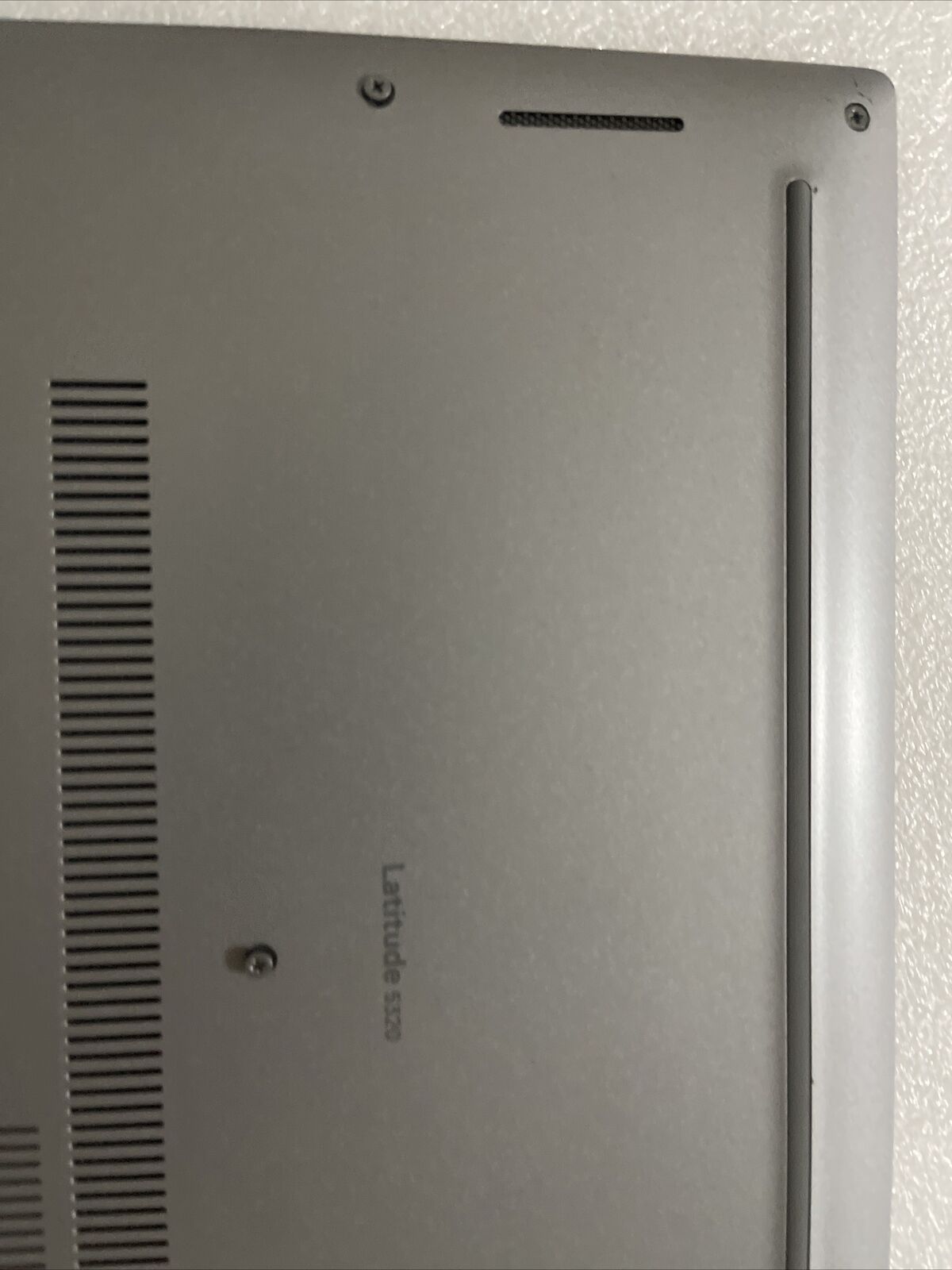 Genuine Dell Latitude 5320 Laptop Bottom Base Lower Cover 007N8 0007N8 H1C1S1