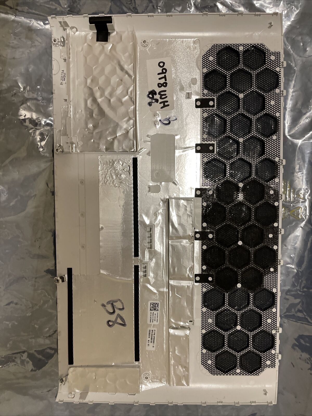 Genuine Dell Alienware M17 R3 Bottom Cover Lower Case Base Lid 09T8WH 9T8WH B6