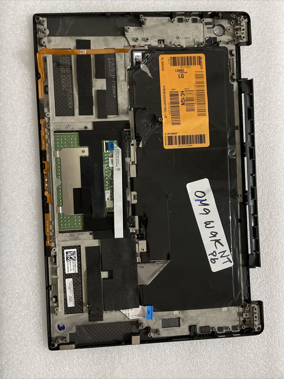 Sticky Dell XPS 9575 Palmrest Touchpad US/EN BCL Keyboard M9W9K NTP6 GradeB Read