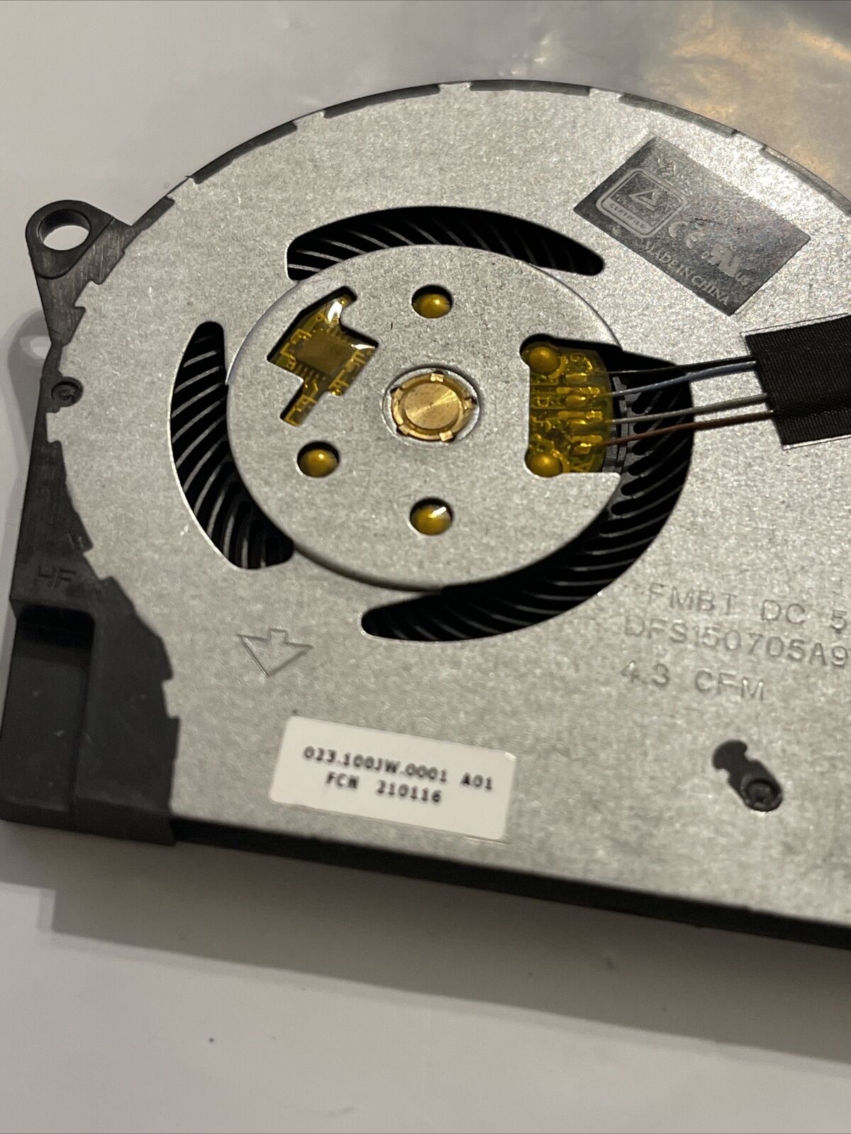 Dell Inspiron Laptop Cooling Fan 14 5401 5402 5405 5408 Vostro 14 5402 R6YTH P2