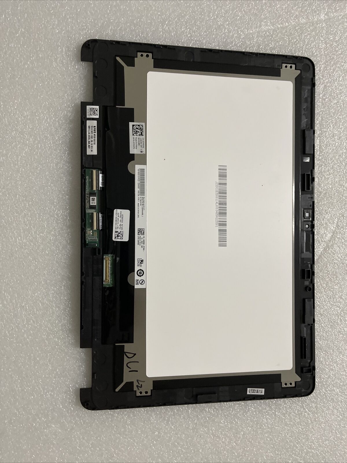 OEM Dell Latitude 3120 2-in-1 Touchscreen WXGA LCD Bezel YPG7G 3NM8D H1 S8