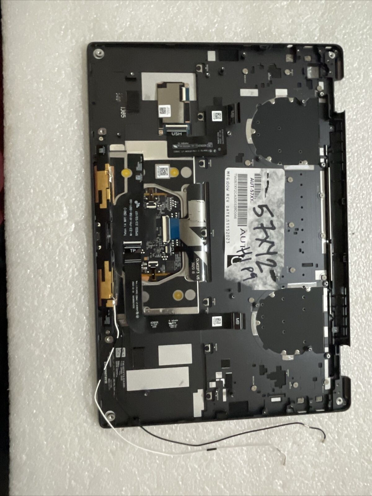 Dell Latitude 9440 2IN1 Palmrest Touchpad W/ Backlit US keyboard 57XY2 H1 P9