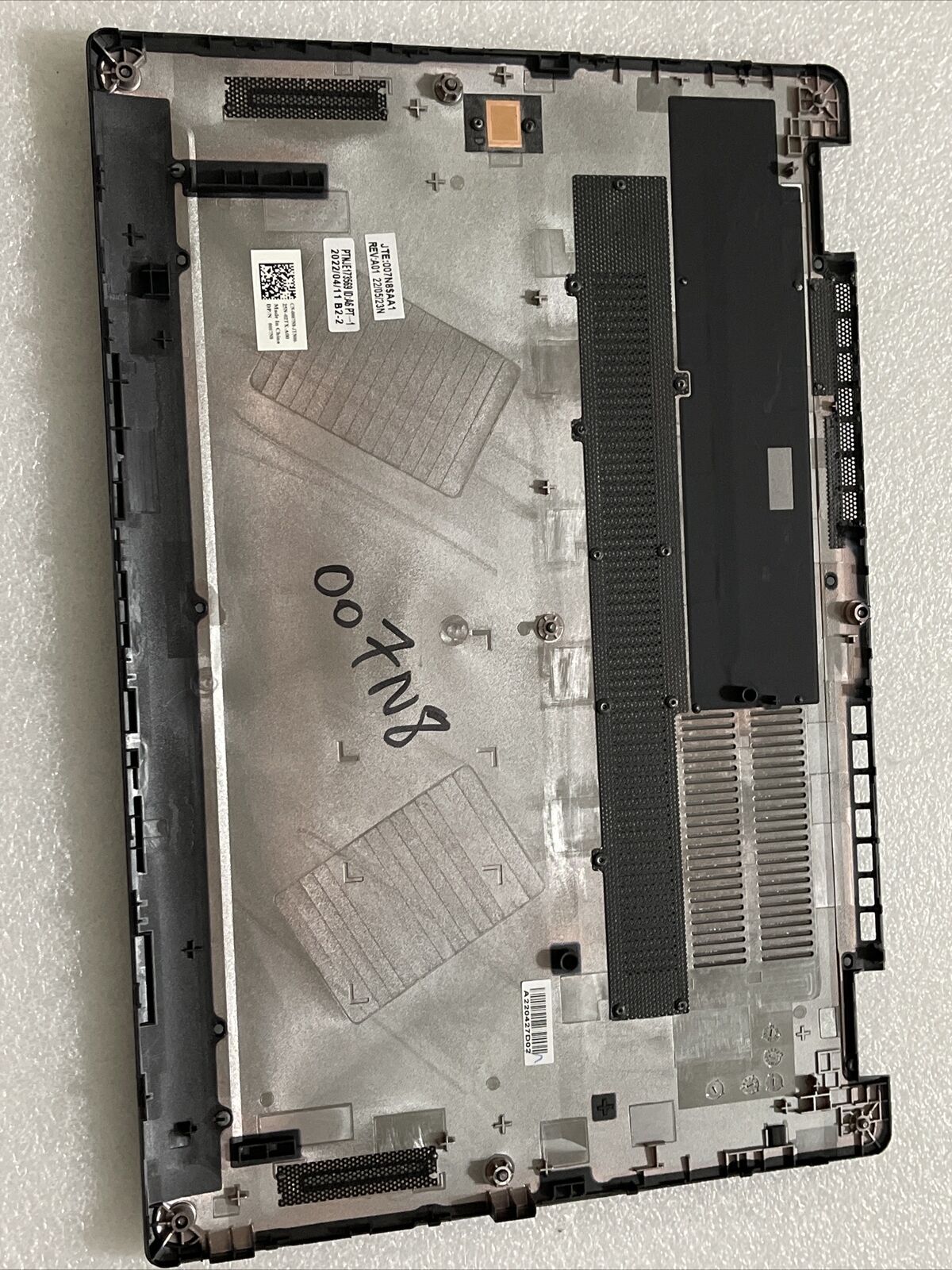 Genuine Dell Latitude 5320 Laptop Bottom Base Lower Cover 007N8 0007N8 H1C1S1