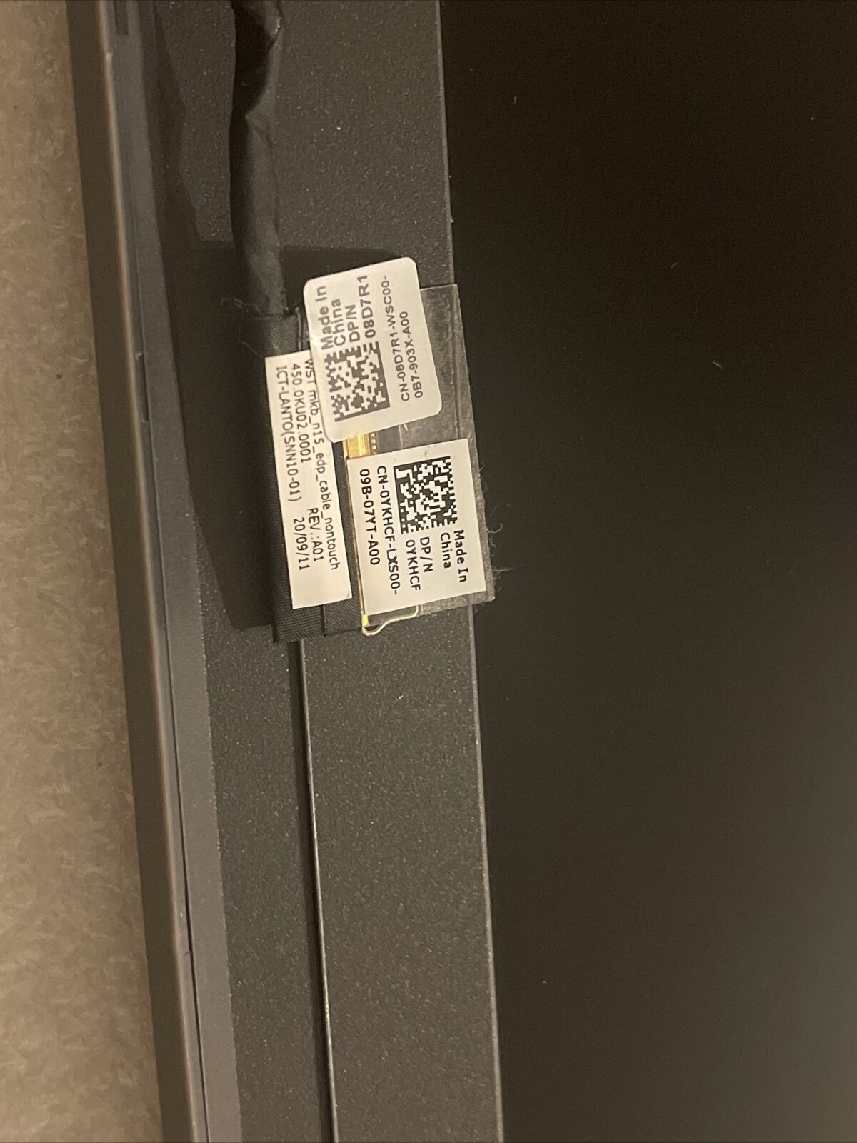 GENUINE DELL VOSTRO 15 5501 15.6" FHD 1080P LCD SCREEN HINGES 8D7R1 H6L8 Dented