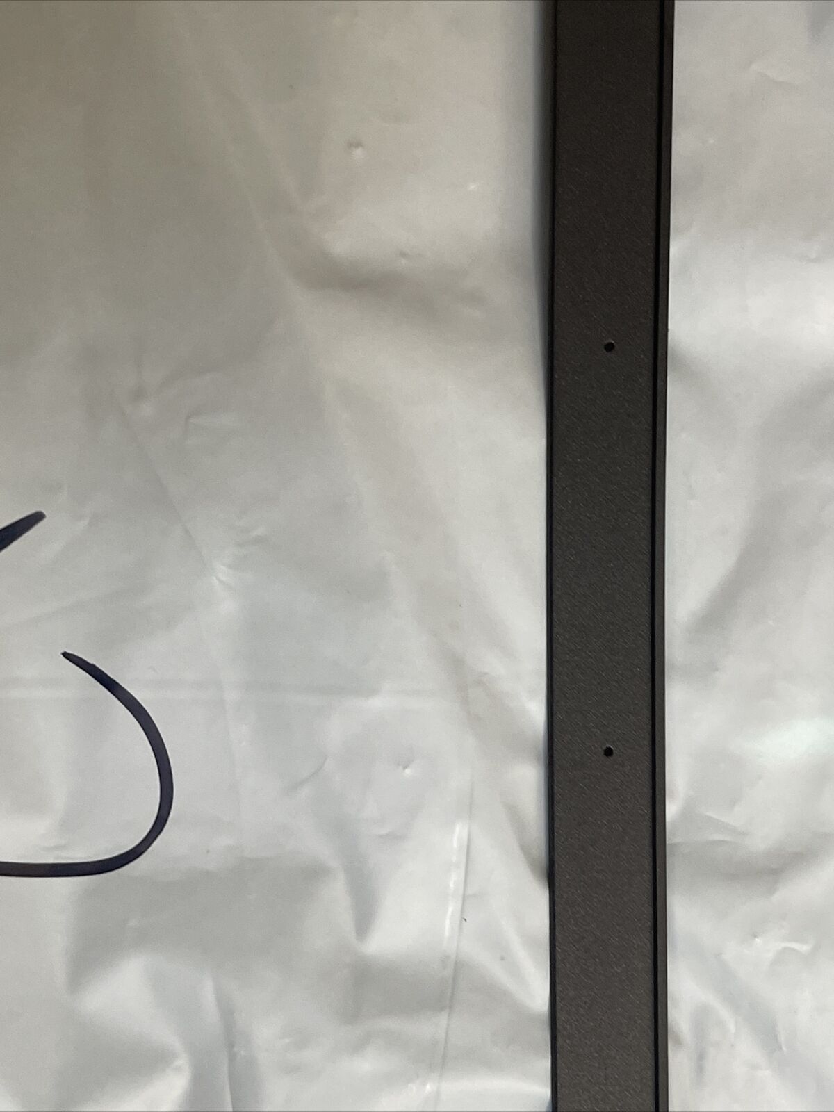 Genuine Dell lcd led screen bezel No camera hole CR63R 0CR63R N1