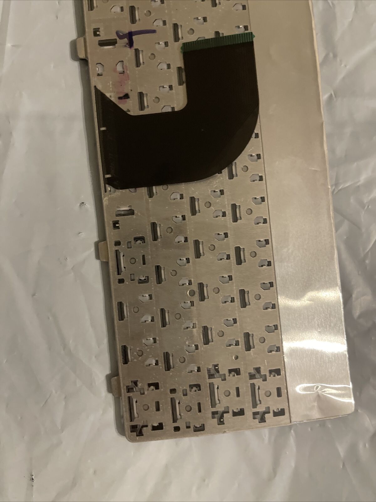 Genuine Dell Vostro 3300 3500 Brazilian 87 Keys Black Laptop Keyboard 2HVPN