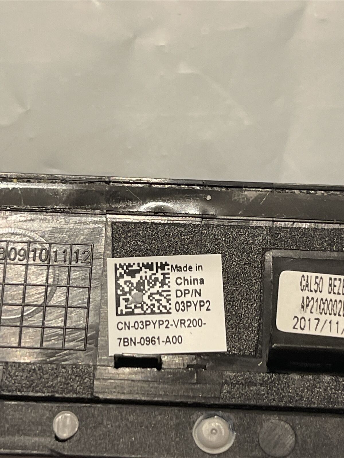 Dell Inspiron 5570 Laptop LCD Bezel 3PYP2 Webcam Port Black LED N2