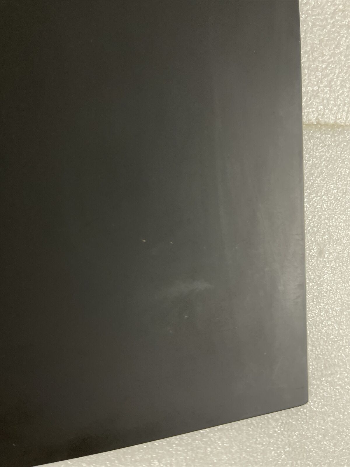 Lenovo ThinkPad T580 Laptop LCD Back Cover 01YU626 H1 N1 Broken Tabs Grade B