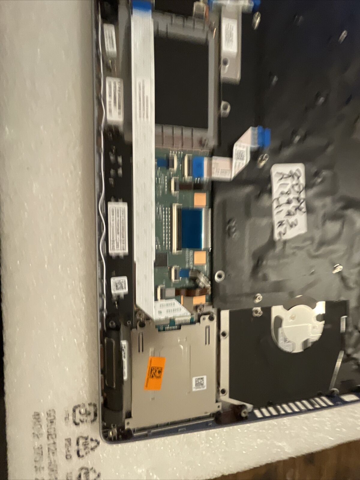 Dell Latitude 5501 Precision 3541 Palmrest US/EN Keyboard Extras A18993 H1 H2