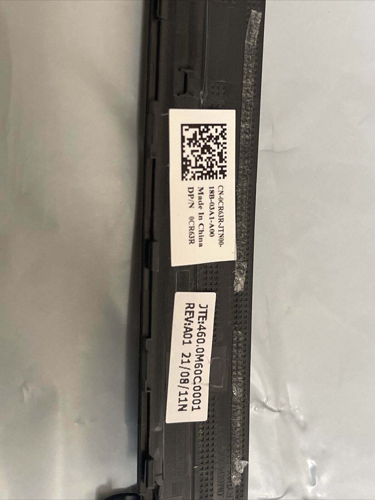 Genuine Dell lcd led screen bezel No camera hole CR63R 0CR63R N1