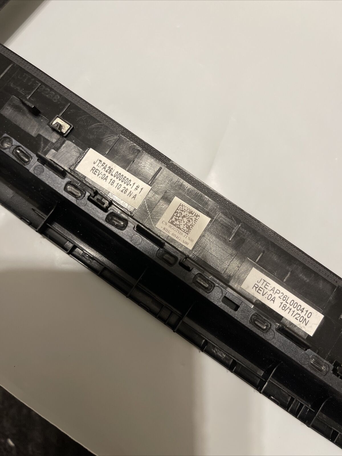 Genuine Dell G3 Laptop LCD Bezel Webcam Port GG7M0 0GG7M0 THA01 N1