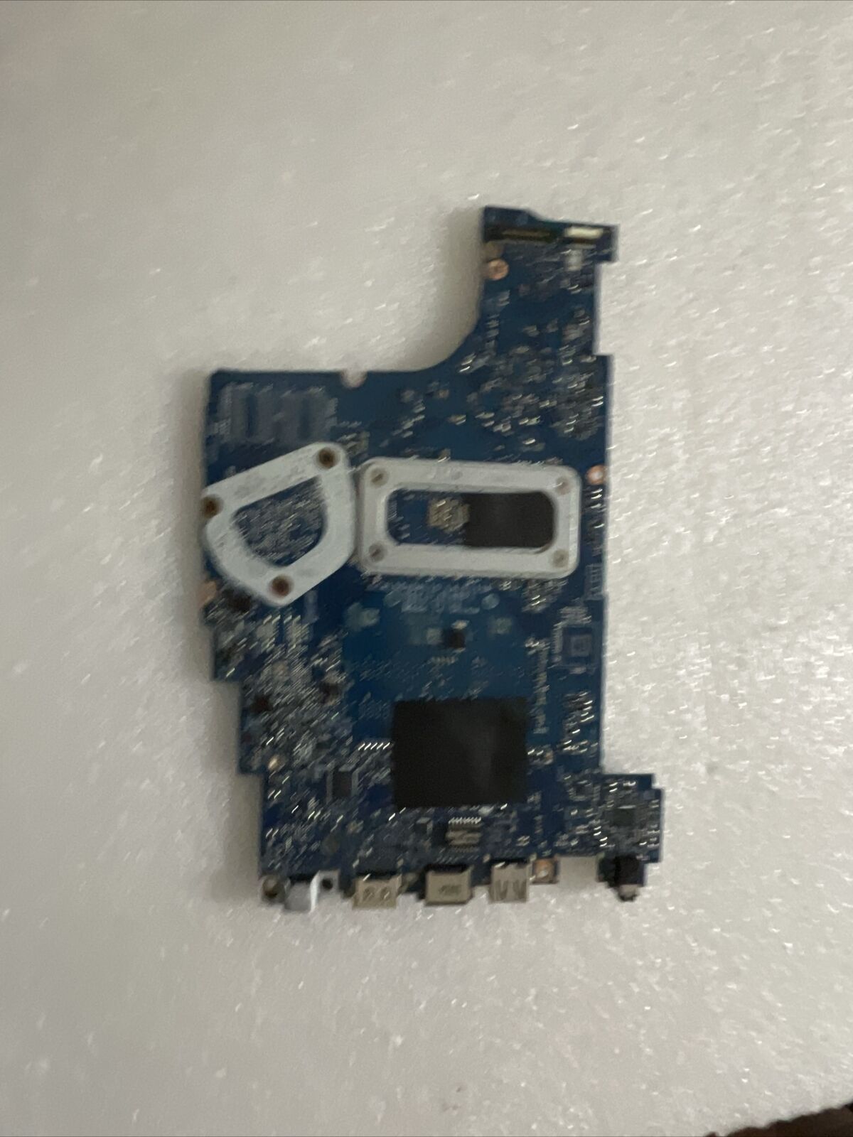 Dell Latitude 3490 3590 i5-8250U 1.6GHz Motherboard LA-F115P 620 9XJTY H1B2