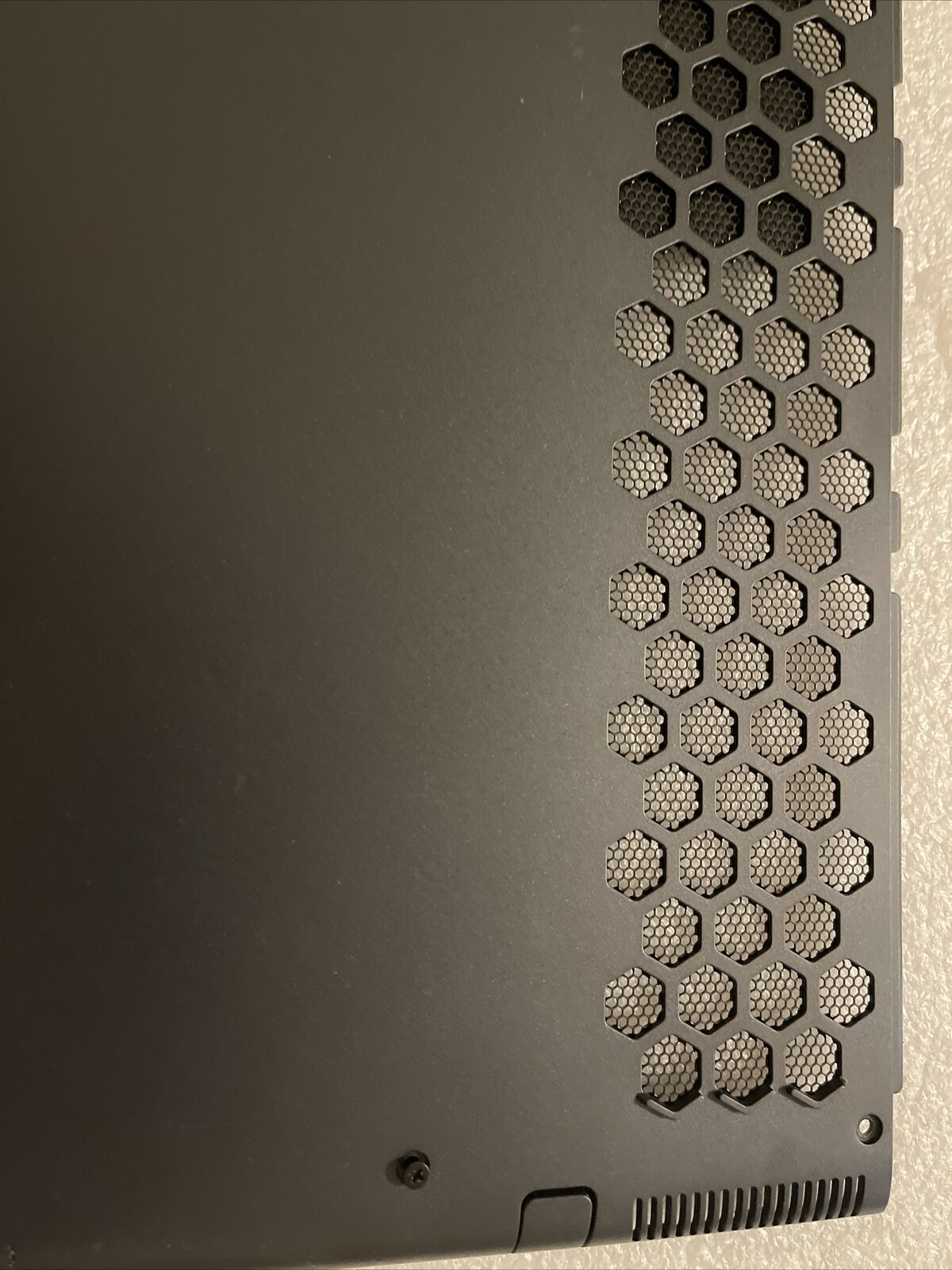 Dell Alienware M17 R5 R6 R7 Laptop Bottom Base Cover Black TTKPP 0TTKPP H1 E1