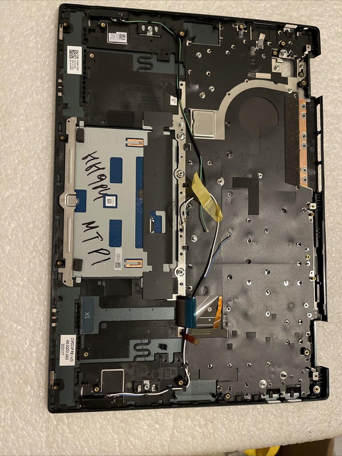 Dell Inspiron 16 7620 2-in-1 Palmrest Backlit Keyboard Touchpad HH9P4 MT P1