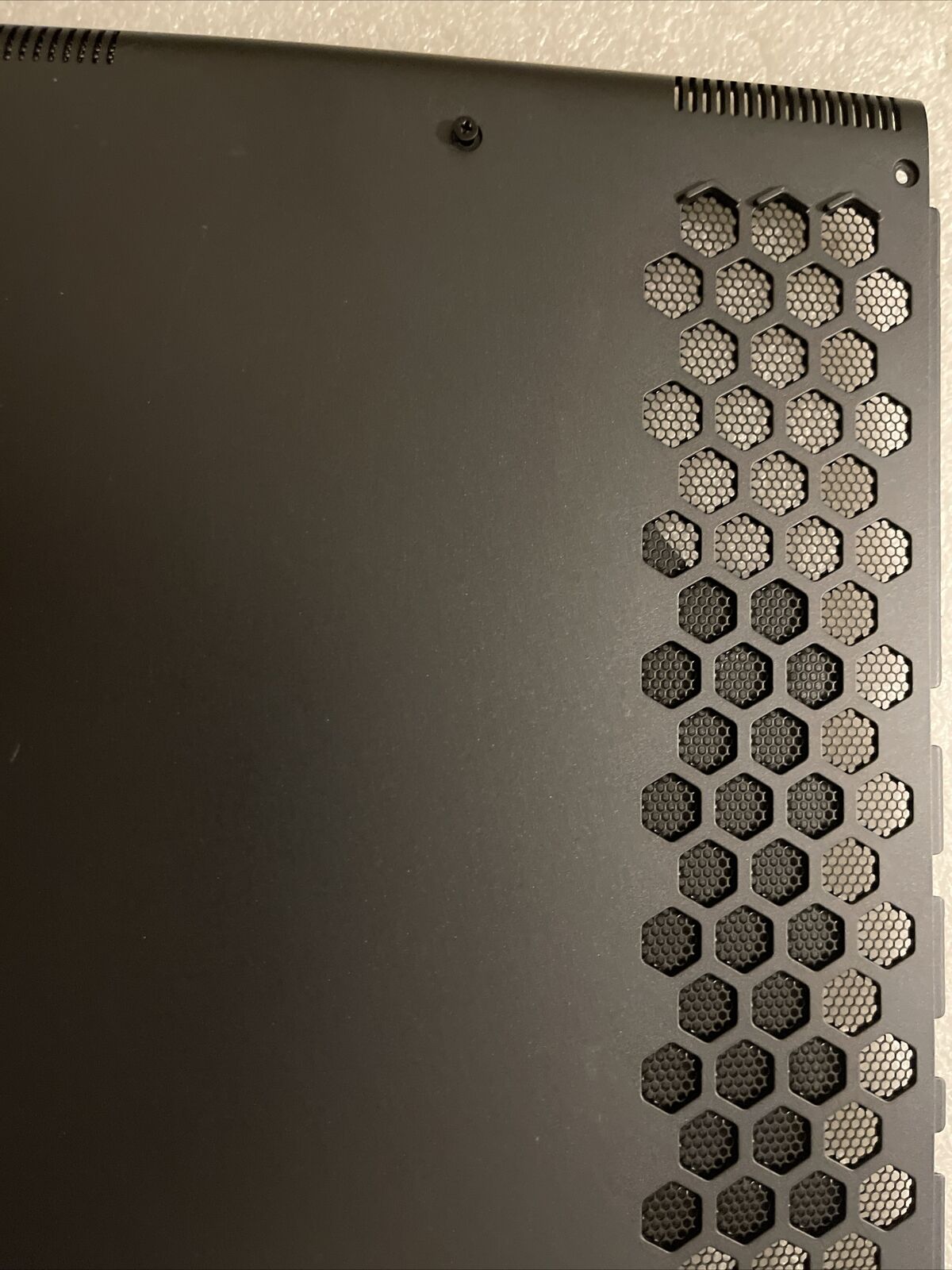 Dell Alienware M17 R5 R6 R7 Laptop Bottom Base Cover Black TTKPP 0TTKPP H1 E1