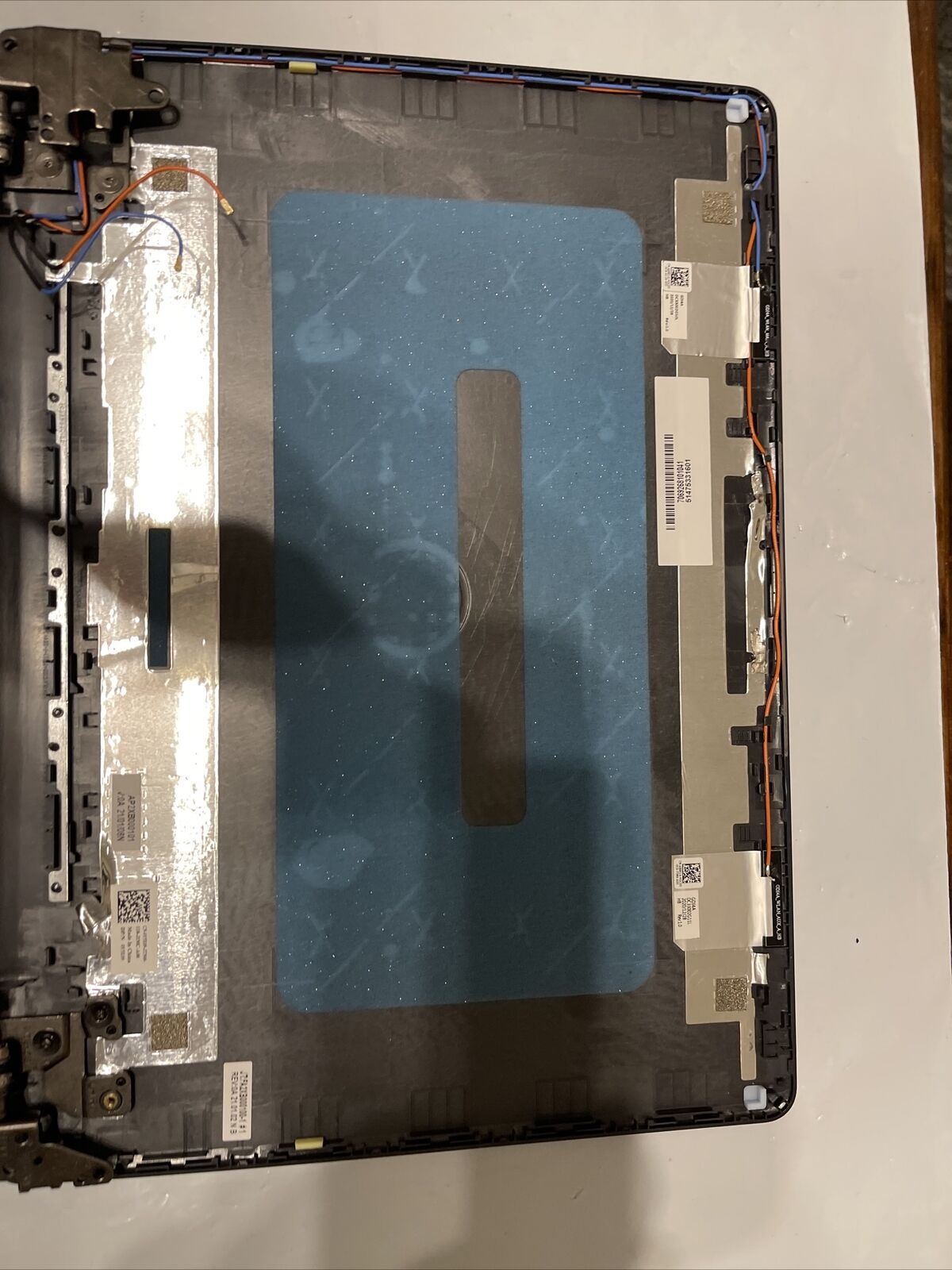 DELL Vostro 3501 top lid Cover w hinges 0Y5X09 y5x09 C2