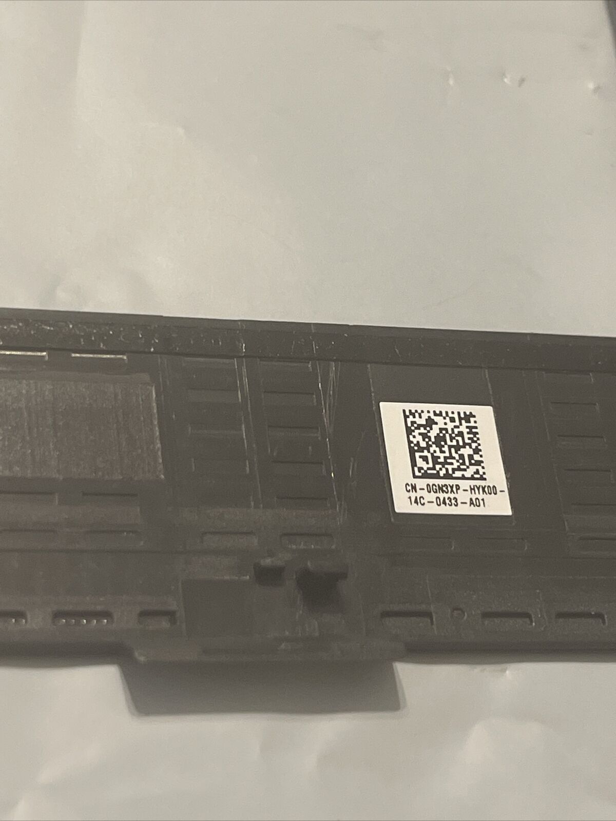 Genuine Dell Precision 7550 15.6" LCD Front LCD Bezel GN3XP 0GN3XP N4