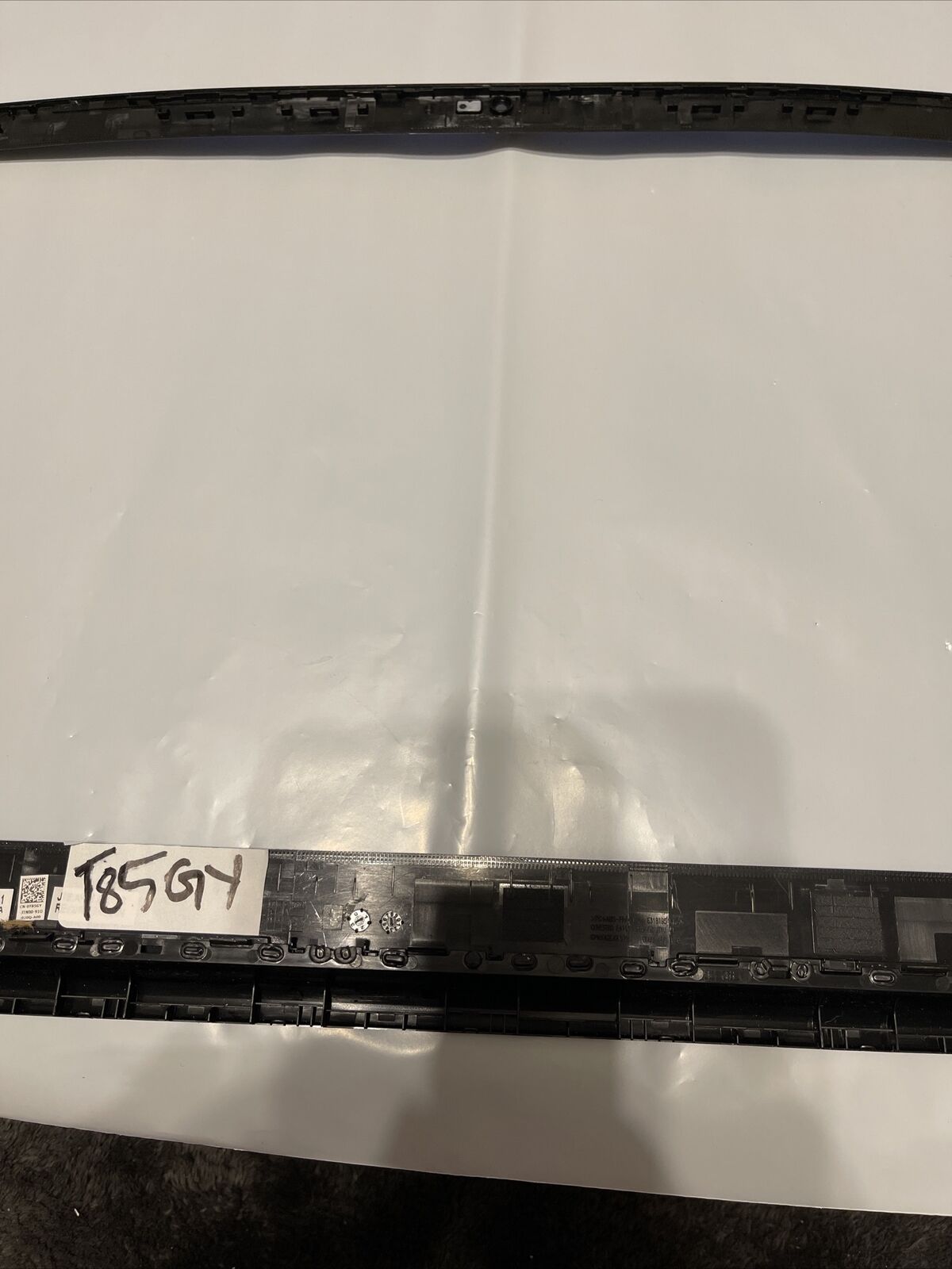 Genuine Dell OEM Inspiron 3780 17.3" Front Trim LCD Bezel T85GY 0T85GY N4