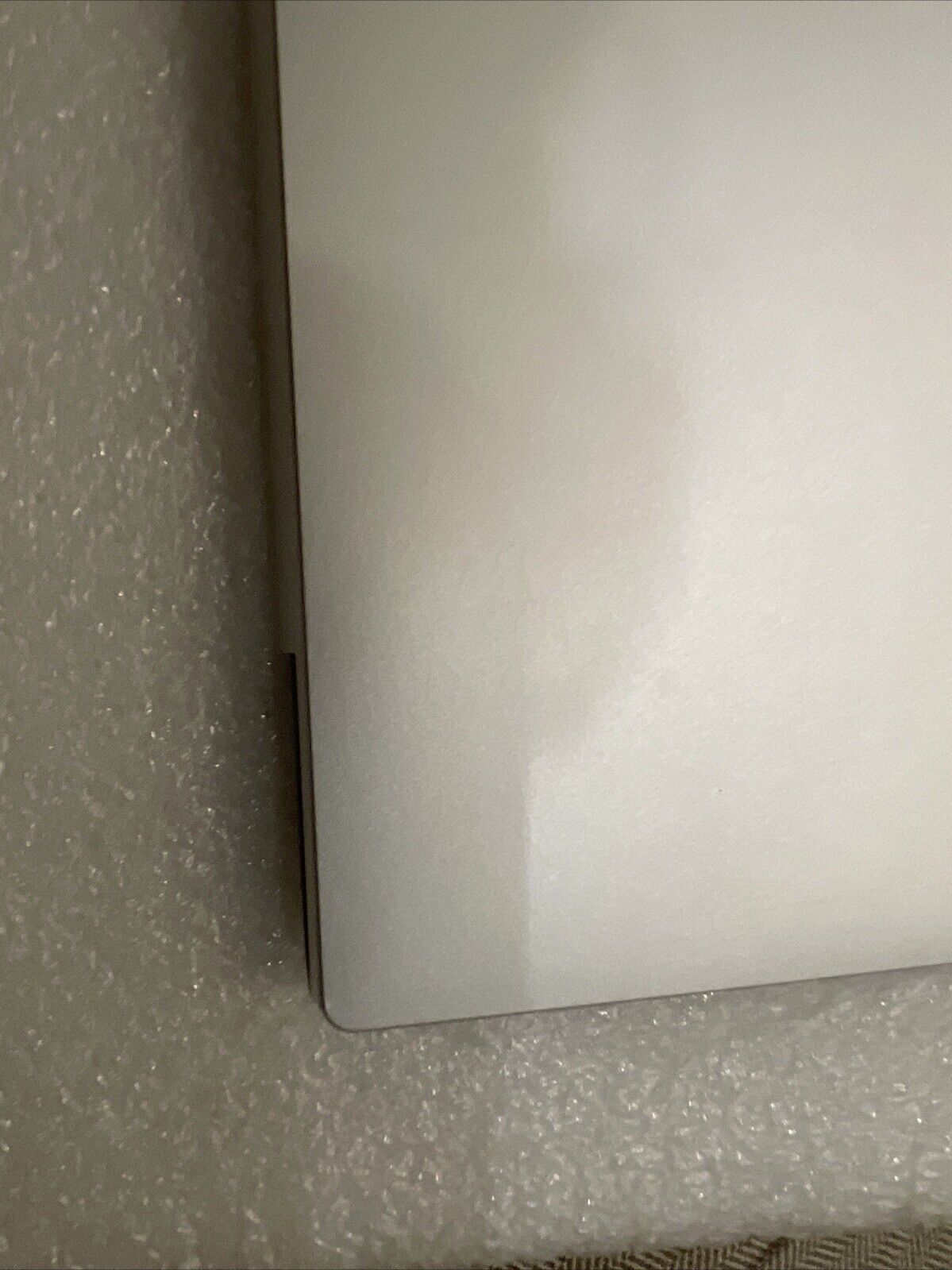 Dell Precision 5750 5760 XPS 9710 17 FHD+ LCD TS Silver 92N69 KSL7 Dented Corner