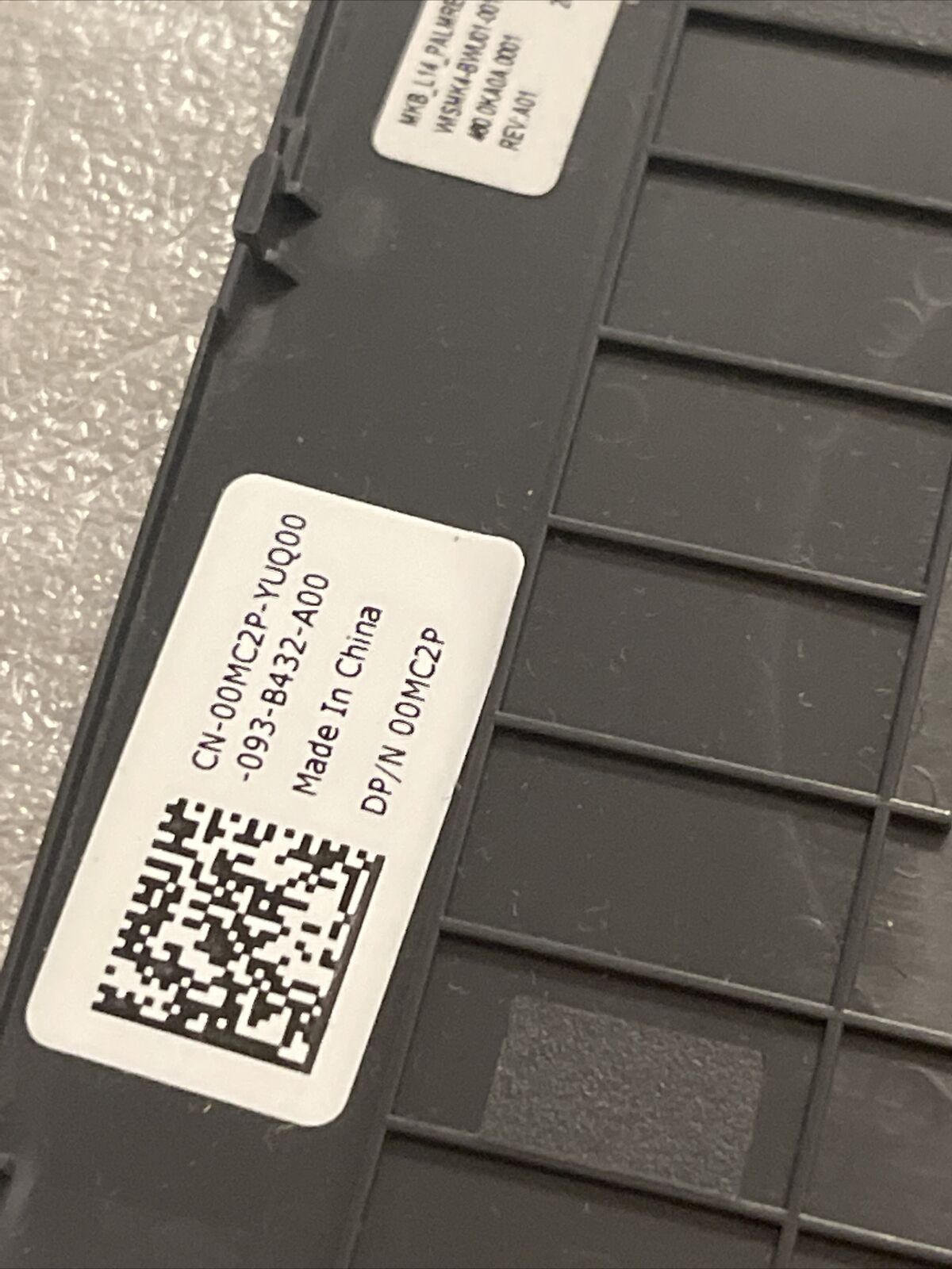 Dell Latitude 3410 E3410 Laptop Palmrest Touchpad spanish keyboard 0MC2P P3