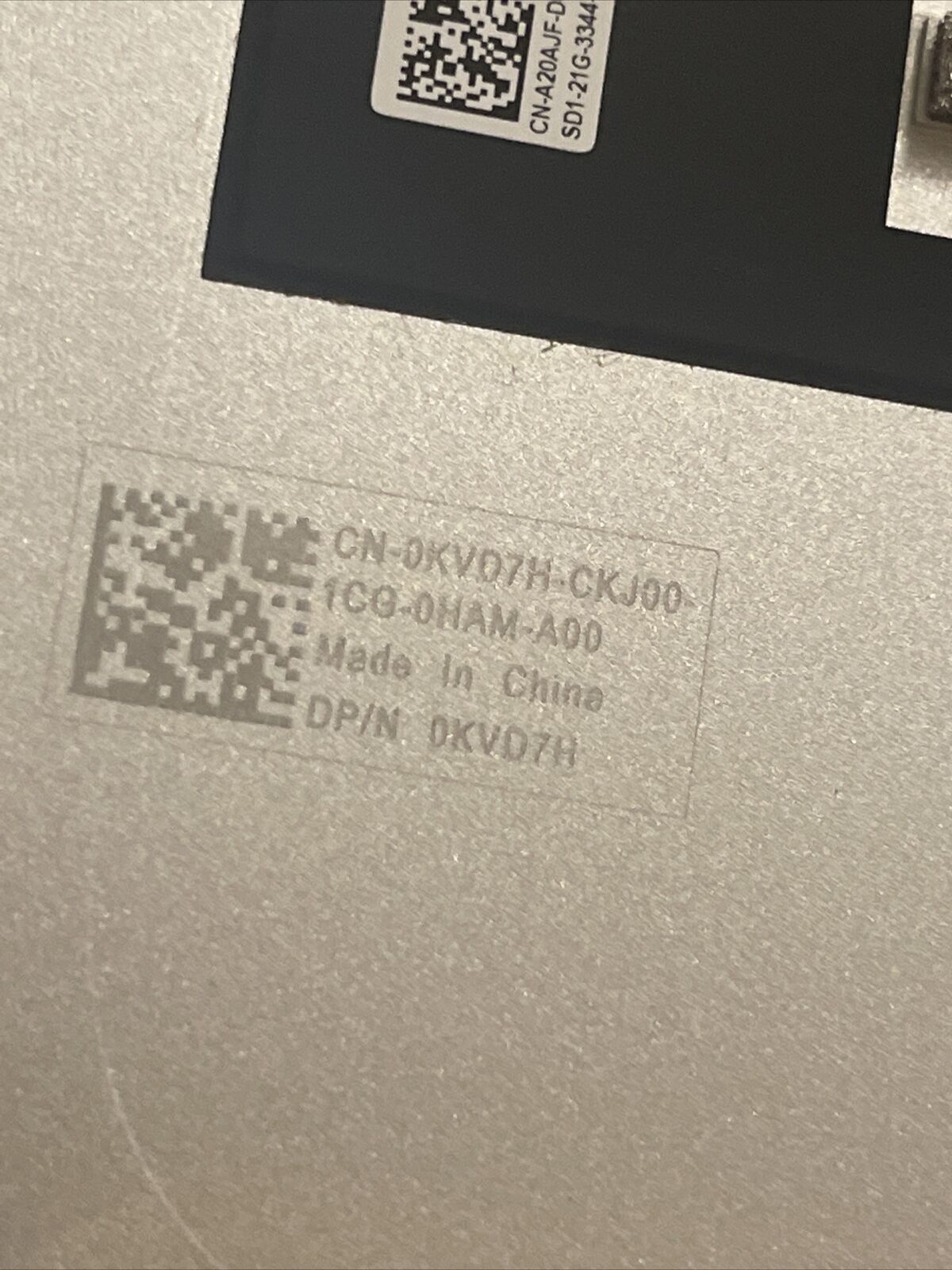 Genuine Dell XPS 15 (9500) Bottom Base Metal Cover KVD7H 0KVD7H DWT74 0DWT74 C4