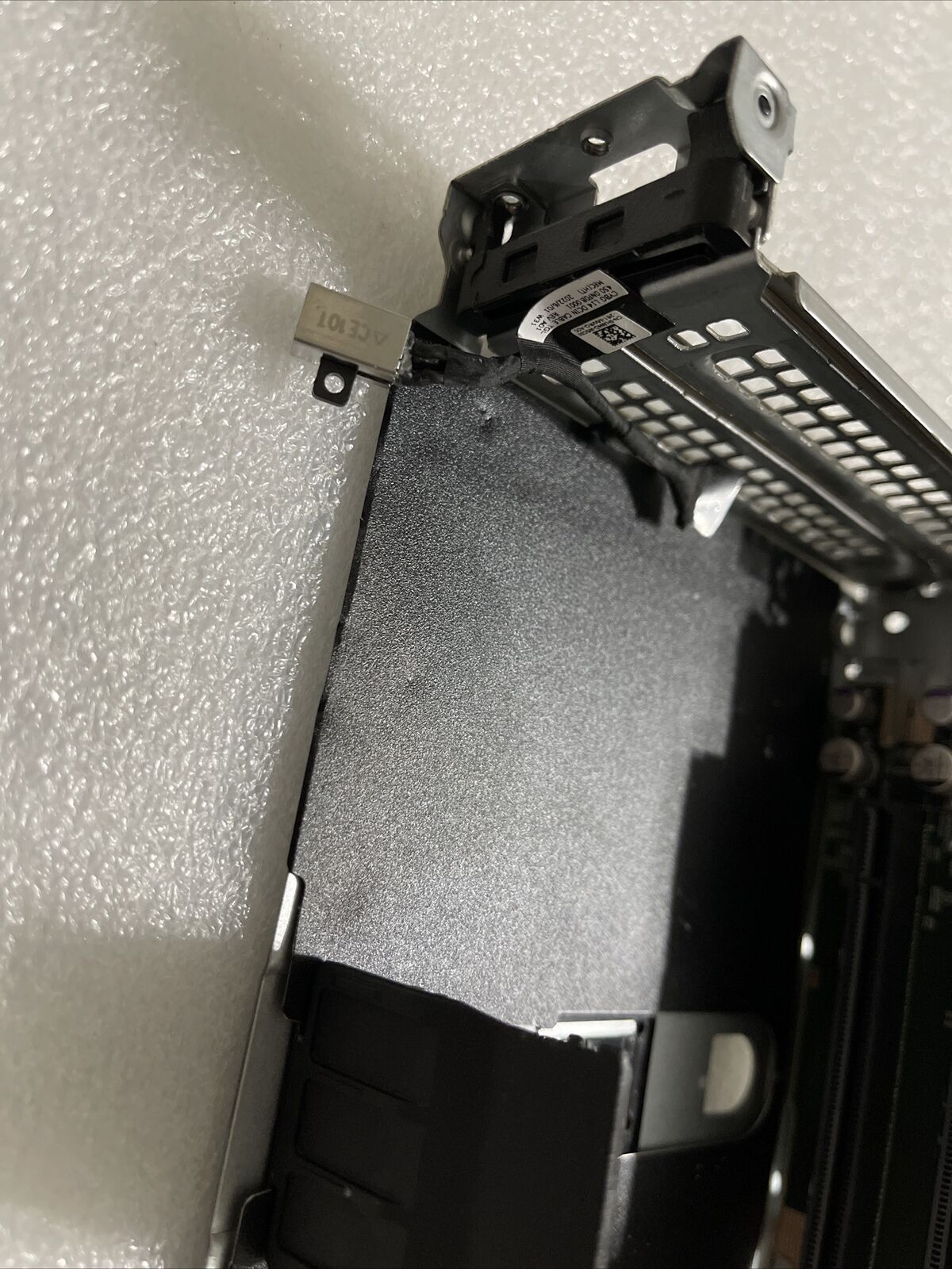 Dell R750/R7525 Riser 3B 2x8 FH With Bracket 5w43g 05W43G H1 K3