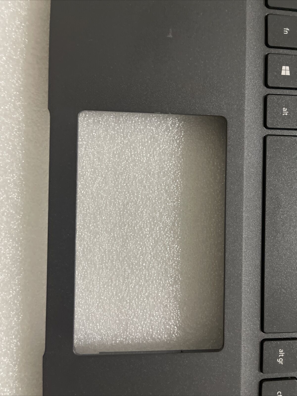 Genuine Dell Latitude 3410 E3410 Laptop Palmrest Spanish Keyboard 0MC2P NSb5