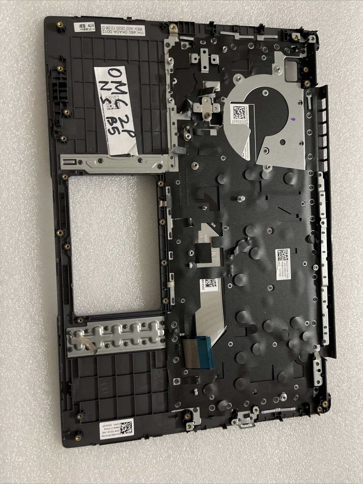 Genuine Dell Latitude 3410 E3410 Laptop Palmrest Spanish Keyboard 0MC2P NSb5