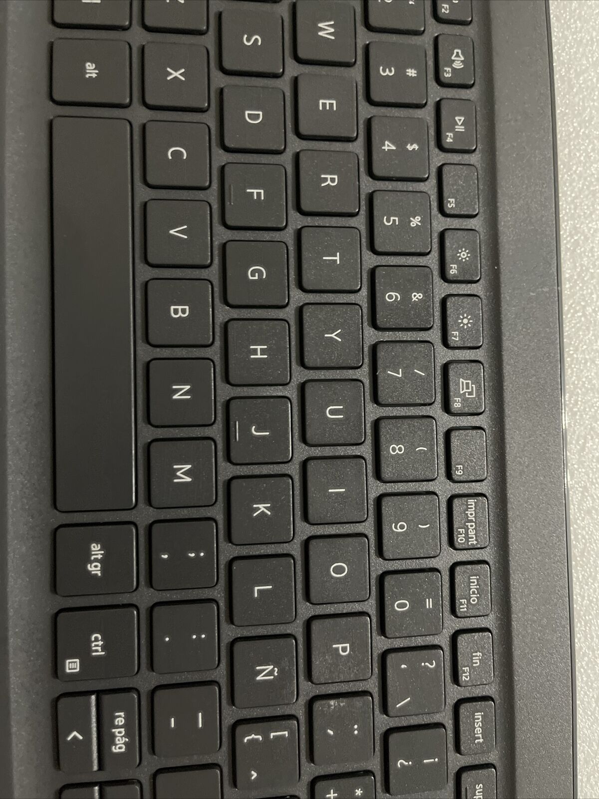 Genuine Dell Latitude 3410 E3410 Laptop Palmrest Spanish Keyboard 0MC2P NSb5
