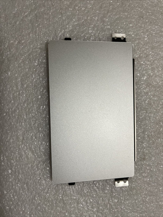 Genuine DELL Inspiron 5401 | 5402 P130G Touchpad Silver No Cable 0KC7T0 H1 T3