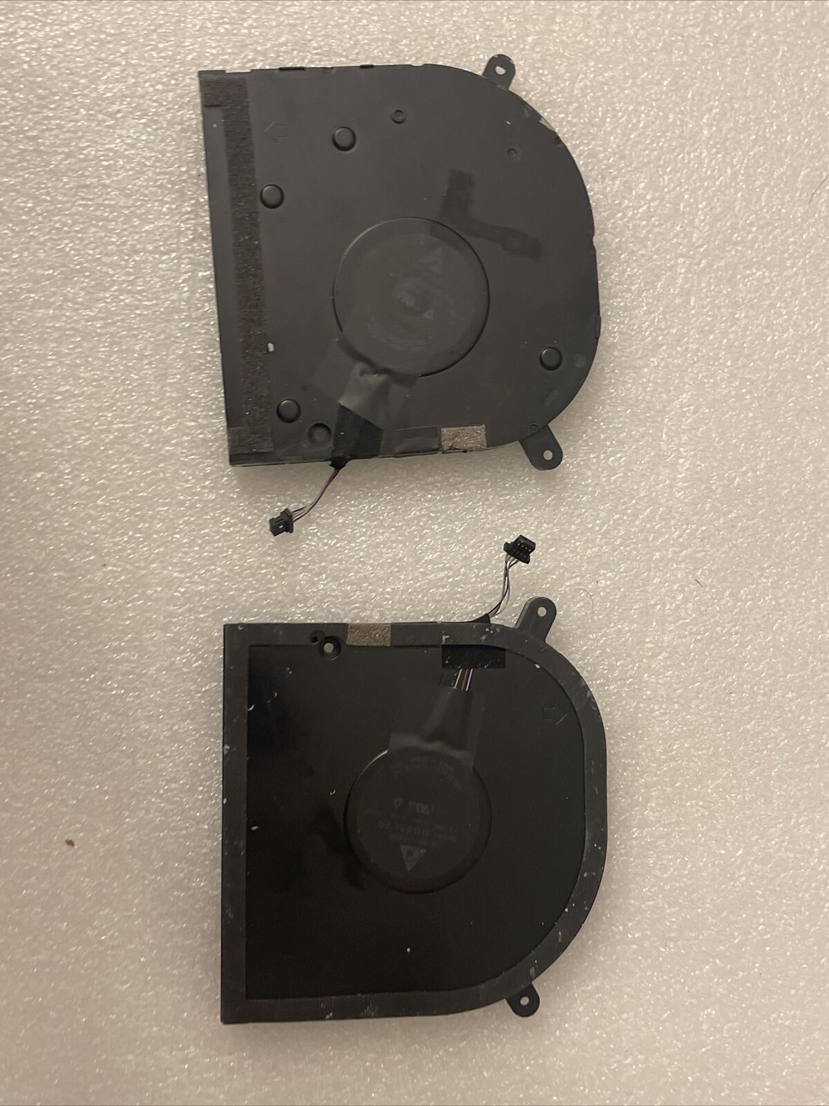 Genuine DELL XPS 17 9710 Laptop CPU GPU Fans Fan 1 Fan2 DC5V 0MXF81 0P2FY9