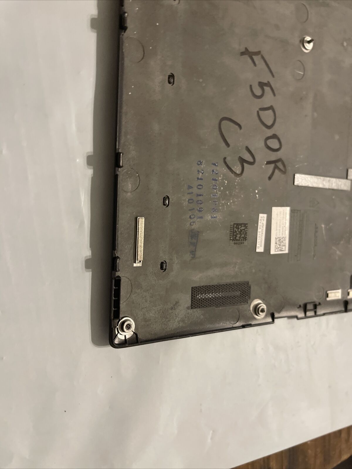 Genuine Dell Latitude 7320 E7320 Laptop Bottom Base Cover 0F5D0R F5D0R C13B3