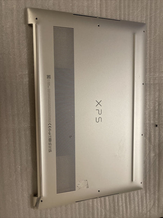 Dell XPS 9500 Bottom Base Metal Cover W/Audio Port 0KVD7H DWT74 0DWT74 H1 C4