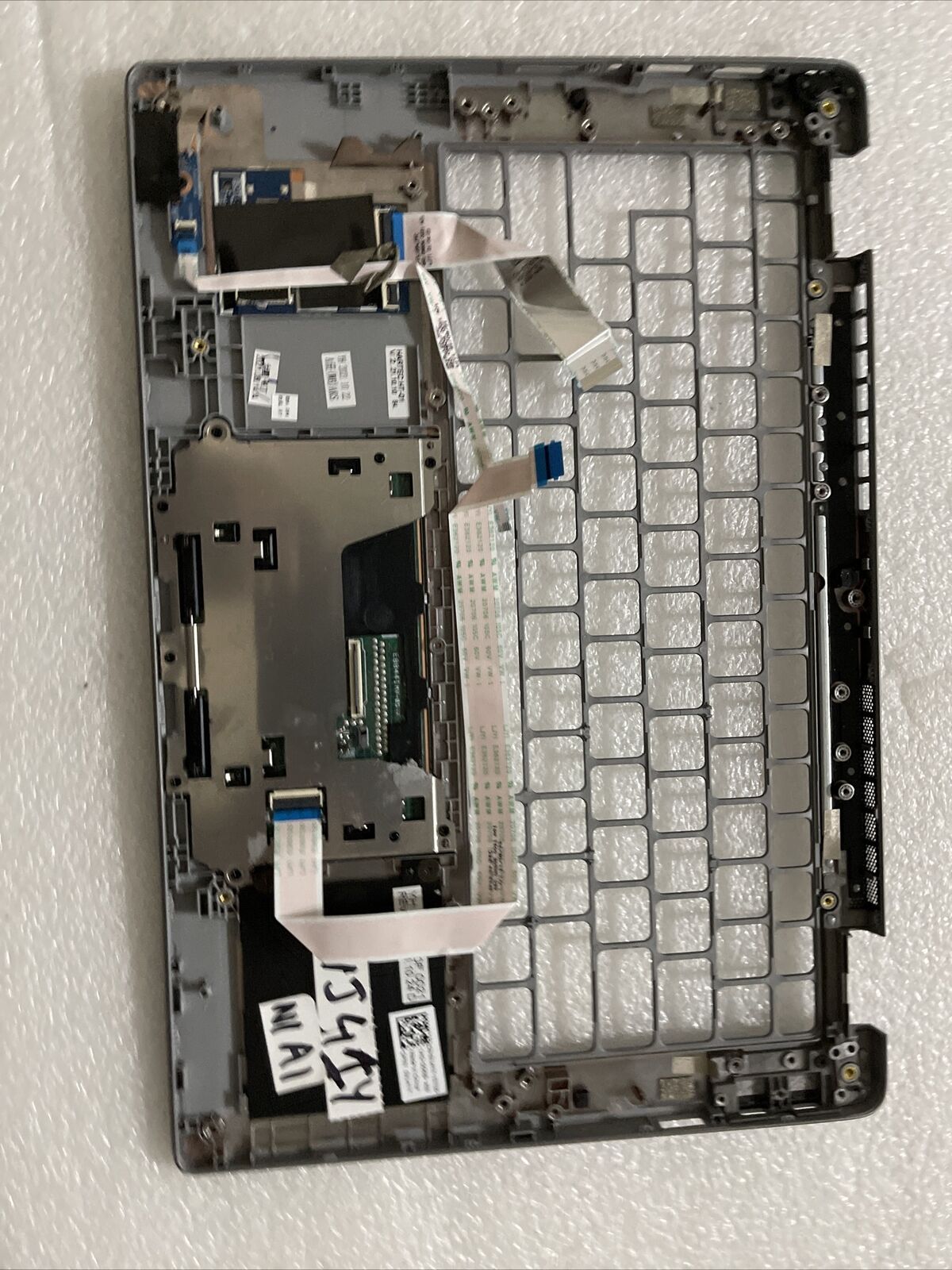 Genuine Dell Latitude 5320 Laptop Palmrest Touchpad Silver VJ41Y 0VJ41Y N1 A1