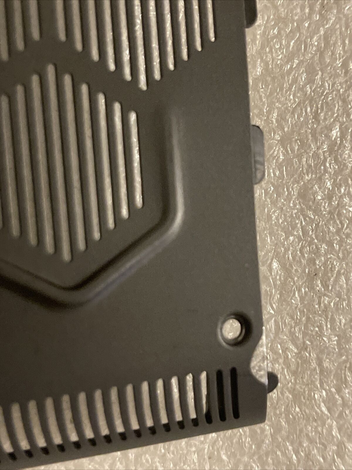 Genuine Dell Alienware M15 R5 Black Bottom Base Cover WM6X9 0WM6X9 H1 E1 Grade B