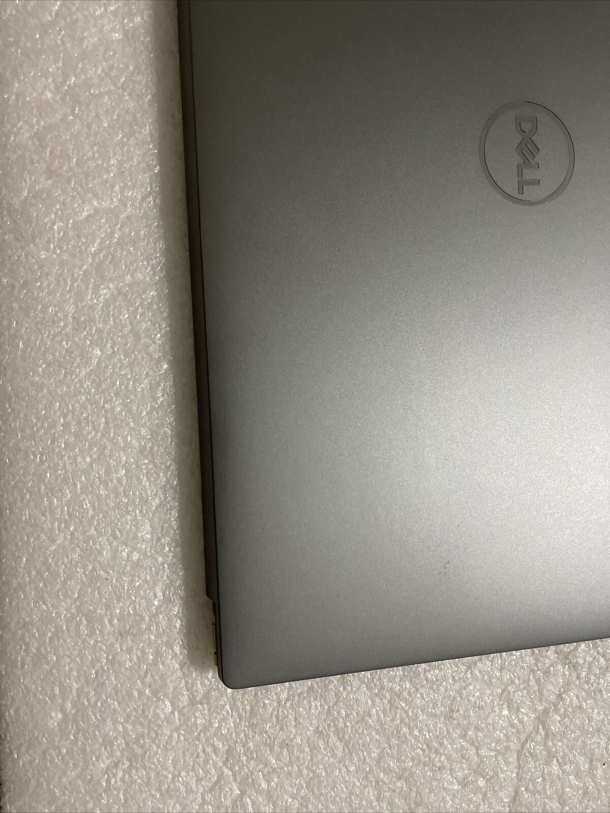 Gray Dell XPS 9520 9530 Precision 5560 5570 4K UHD TouchScreen 5TRT8 HG L10