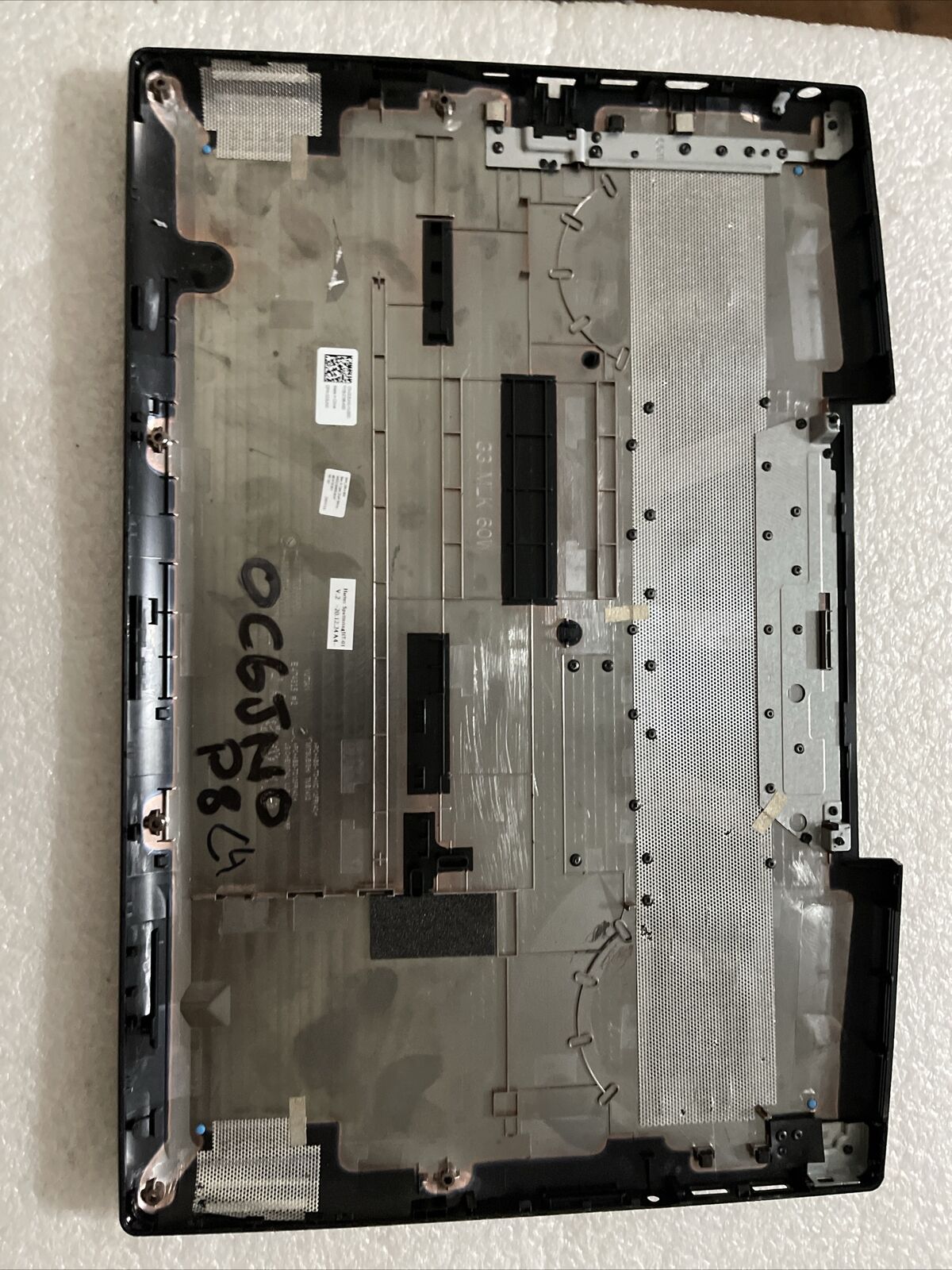 Genuine DELL G3 15 3500 G3 3500 Laptop Bottom basr cover case C6JN0 0C6JN0 P8 C4