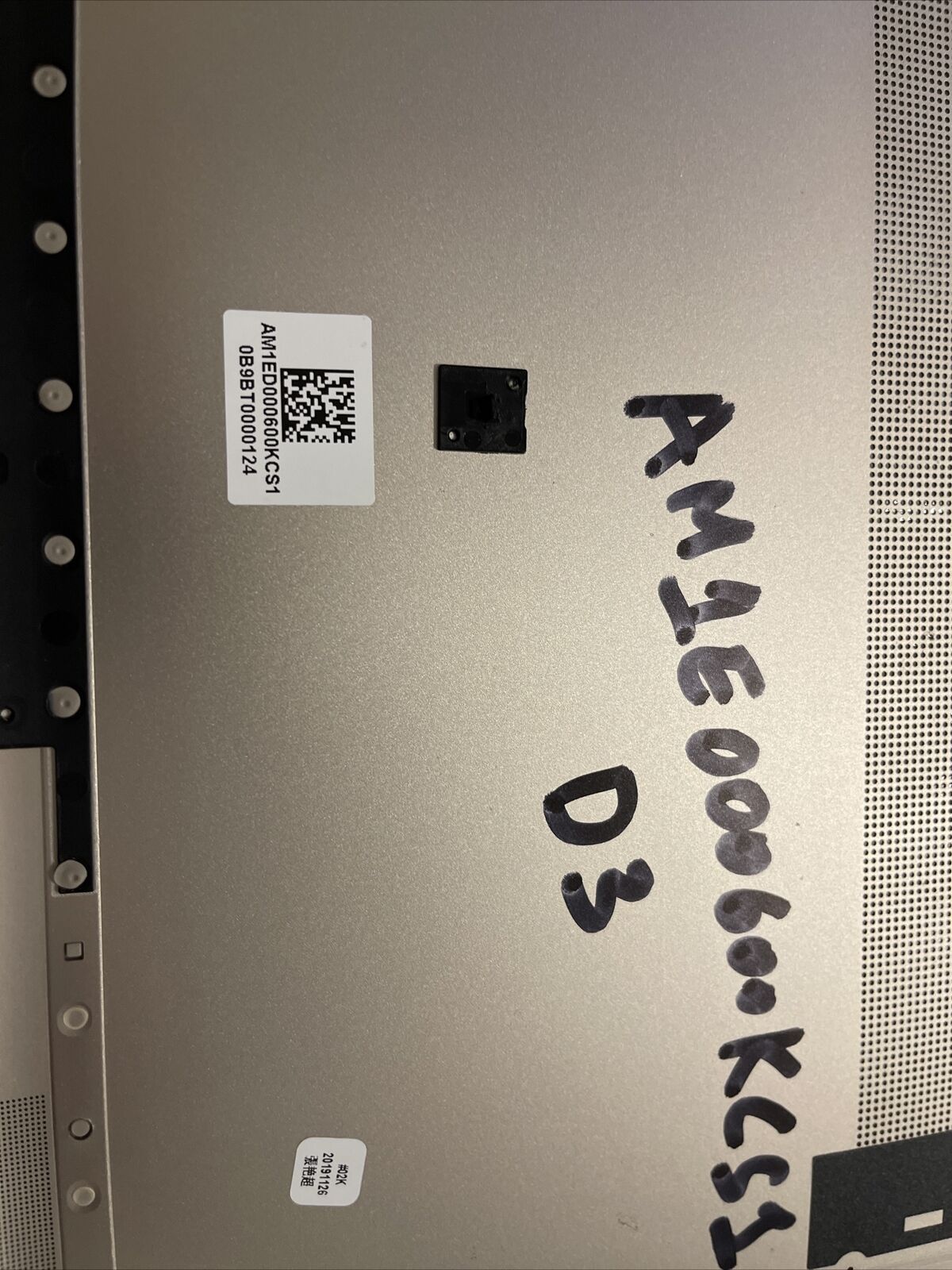 GENUINE LENOVO BACK COVER YOGA C940-14IIL 81Q9 0B9BT0000124 AM1ED000100 ata D3