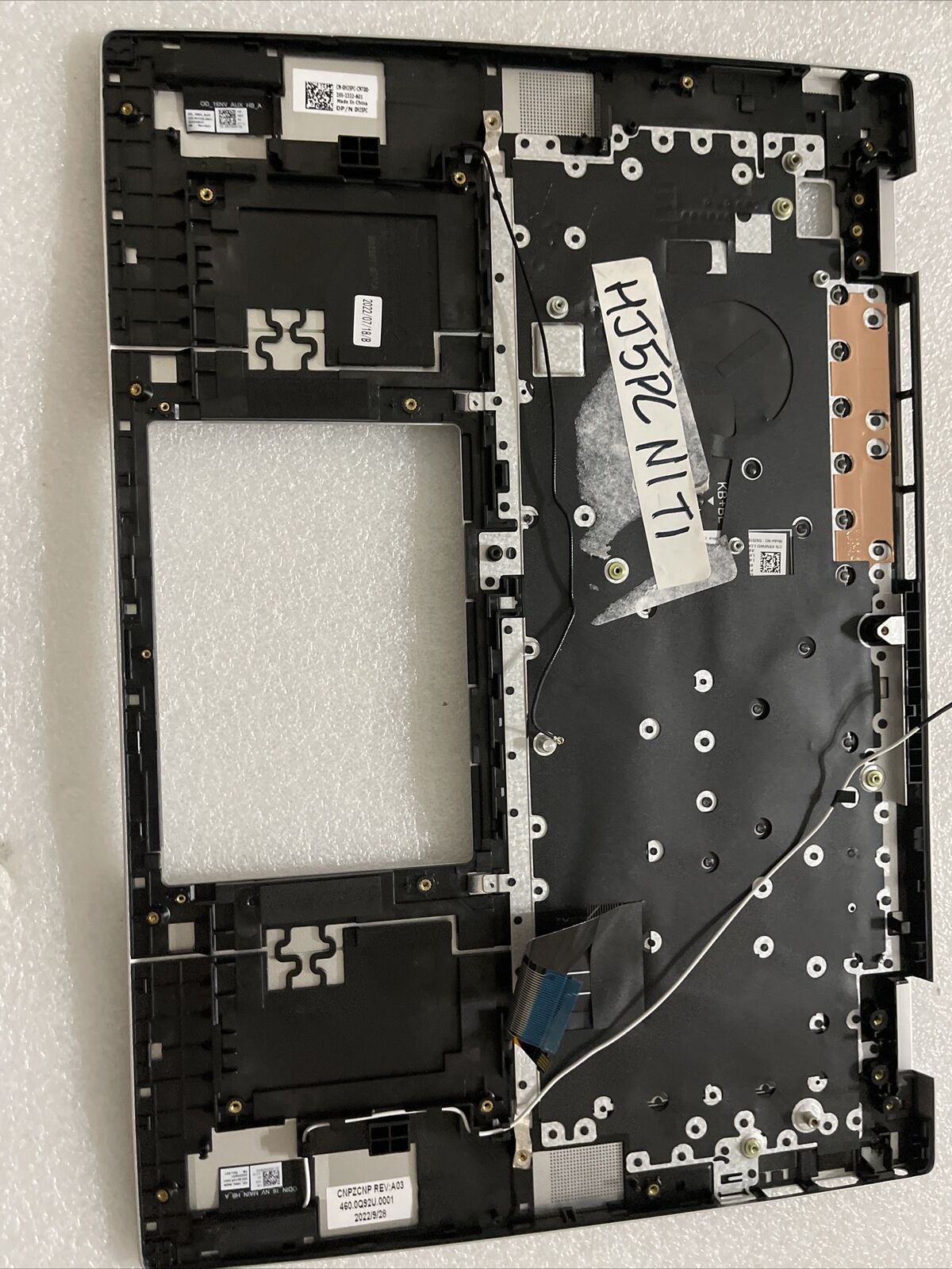 Genuine Dell Inspiron 16 5620 5625 Palmrest US Eng Keyboard YJGM5 0HJ5PC N1 T1