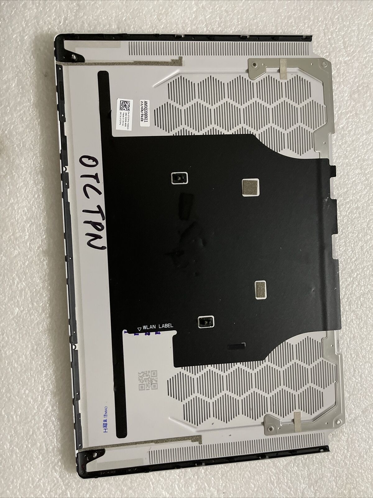 Genuine Dell Alienware X15 R1 R2 Bottom Base Cover TCTPN KW7Y1 0TCTPN H1 E1