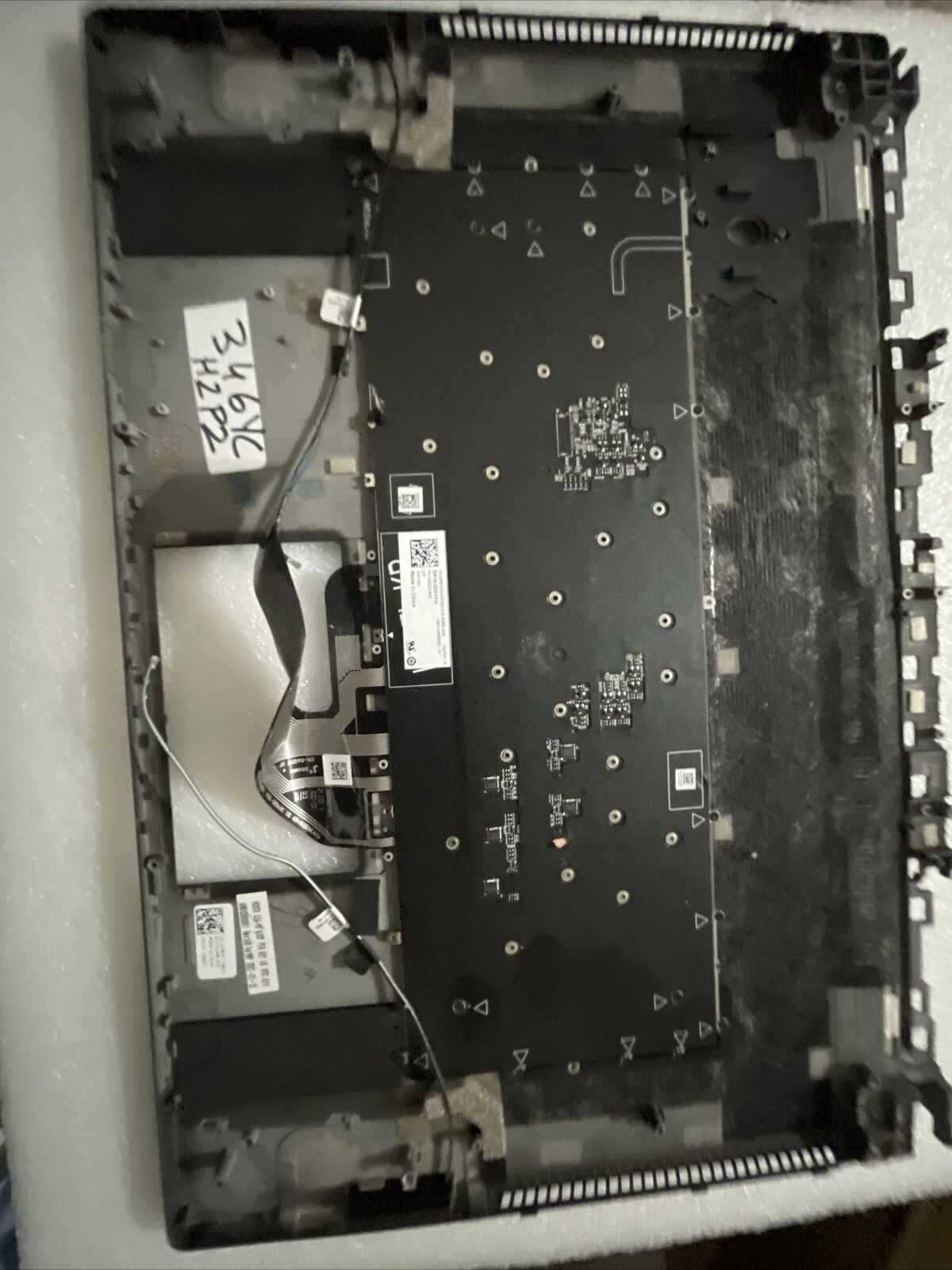 Genuine Dell Alienware x17 R2 US English Keyboard Palmrest 0346YC 346YC H2P2