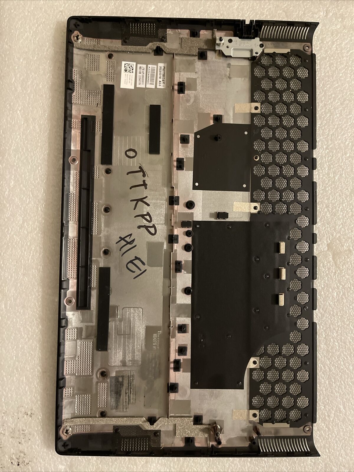 Dell Alienware M17 R5 R6 R7 Laptop Bottom Base Cover Black TTKPP 0TTKPP H1 E1