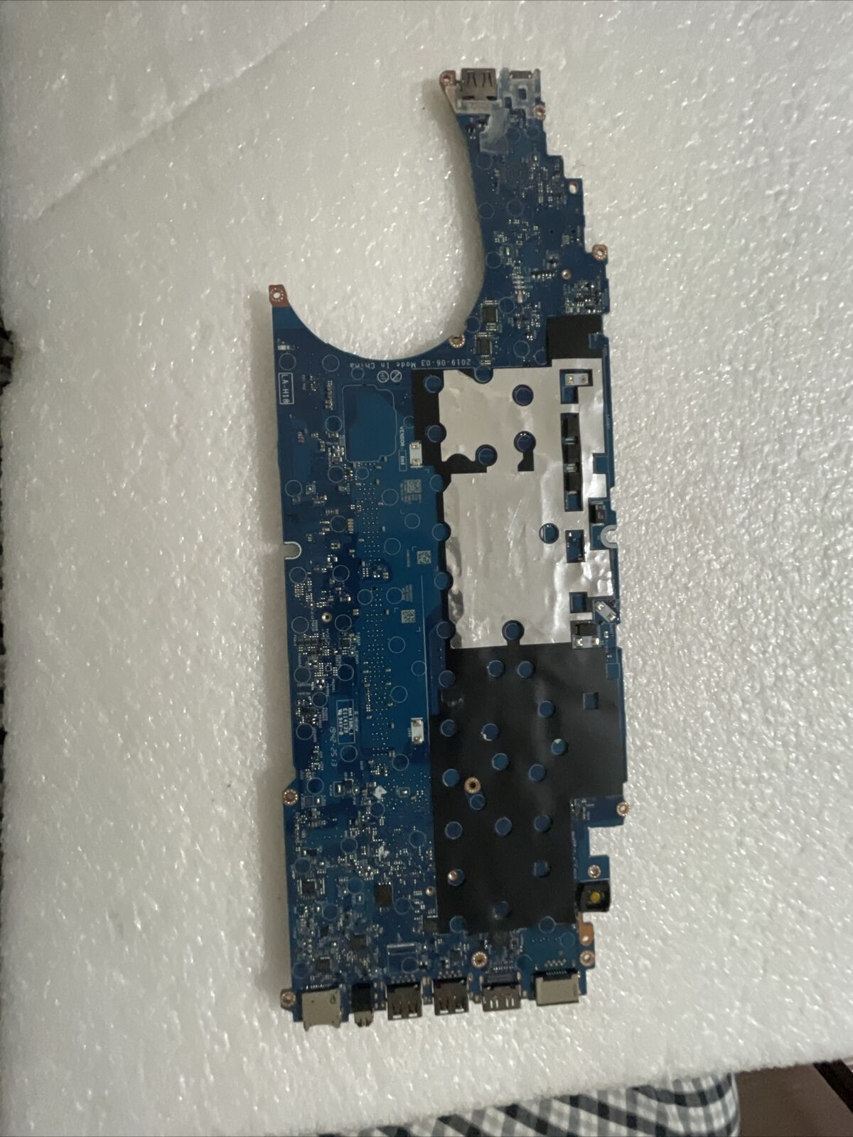 Oem DELL Precision 3541 Laptop Motherboard I5-9300H CPU P620 4GB GPU 0KMW33 B8