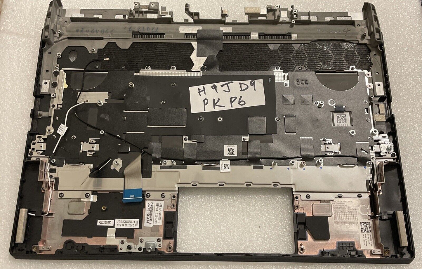 Dell Alienware M15 R7 Spanish Backlit Keyboard Palmrest DGWY5 H9JDP PK P6