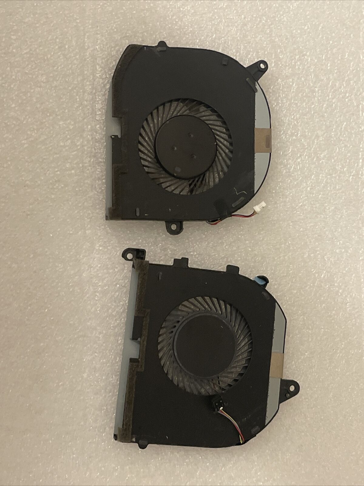Dell XPS 15 7590 9570 Precision 5540 CPU & GPU Cooling Fans 008YY9 0TK9J1