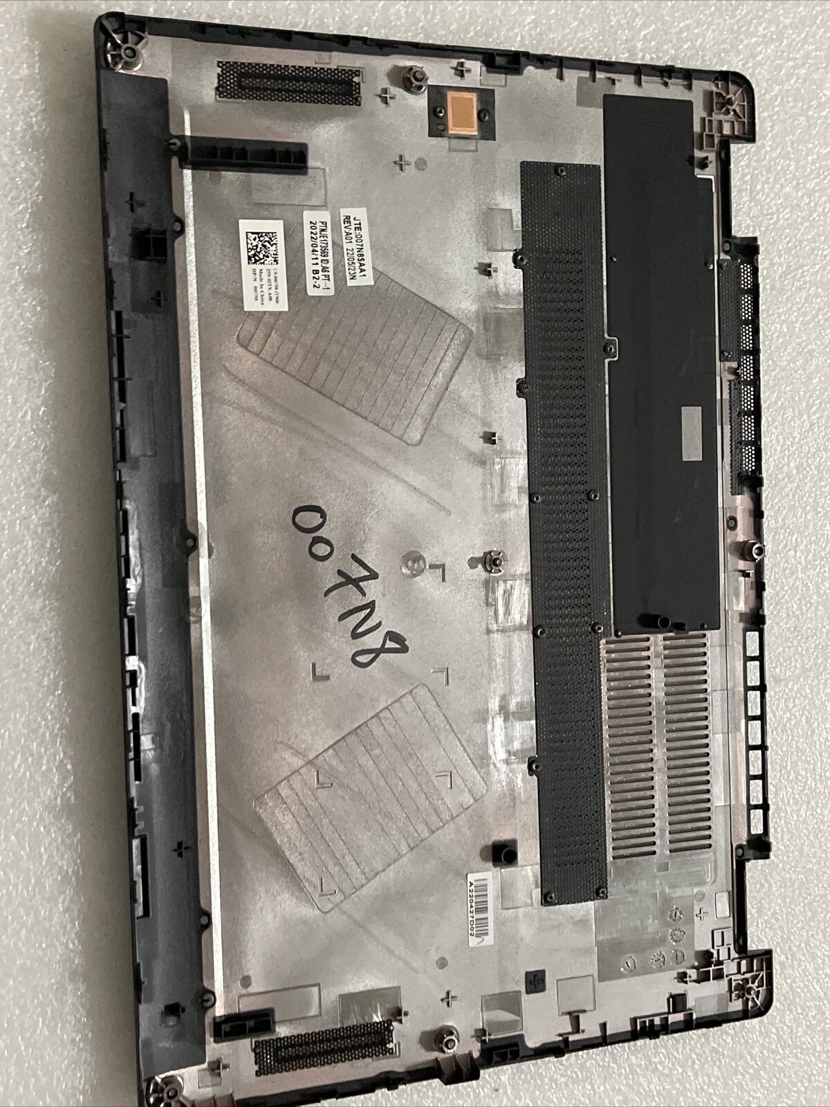 Genuine Dell Latitude 5320 Laptop Bottom Base Lower Cover 007N8 0007N8 H1C1S1